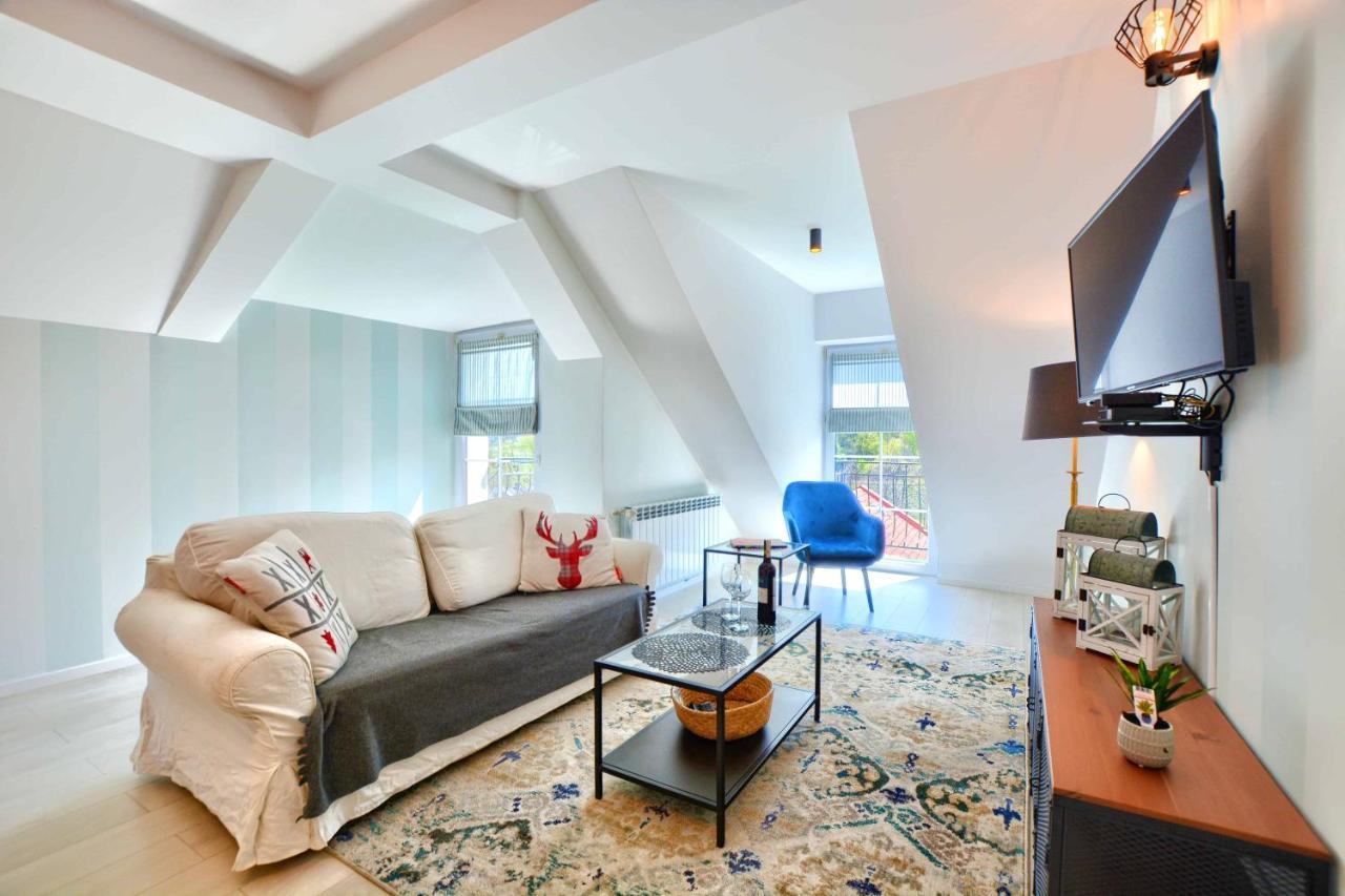 Apartament Beztroski Ustrzyki Dolne Buitenkant foto