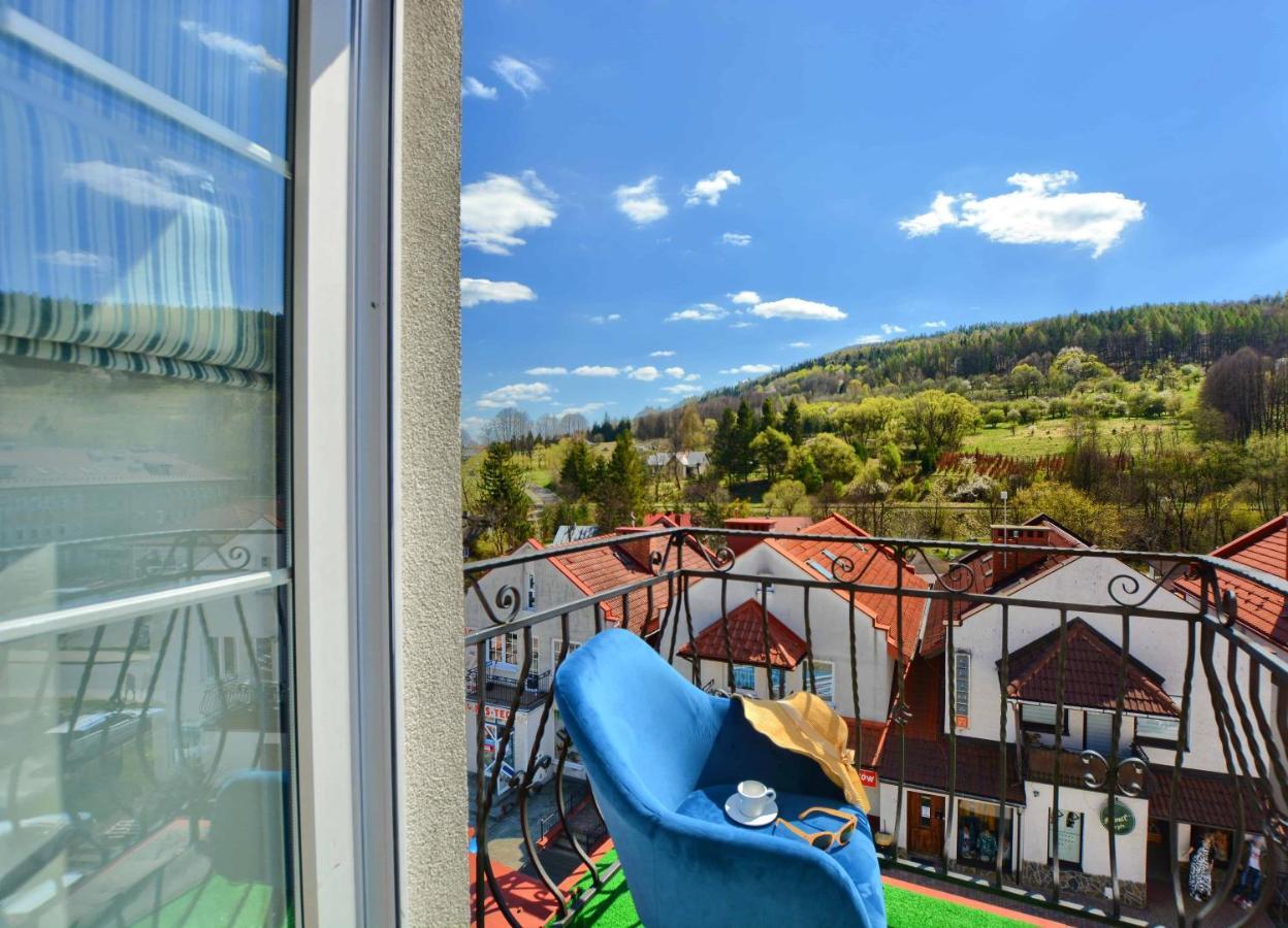 Apartament Beztroski Ustrzyki Dolne Buitenkant foto