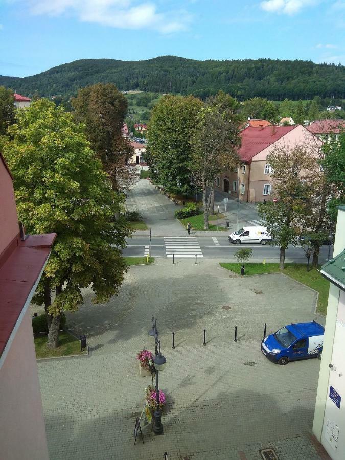 Apartament Beztroski Ustrzyki Dolne Buitenkant foto